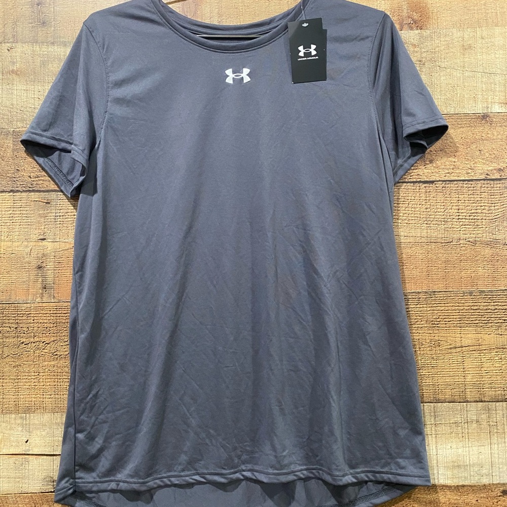 New With Tags Under Armour Charcoal Performance Tee Size XL